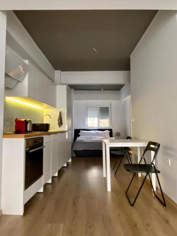 Mosaikon Guesthouses #Nikiou Str Афины Экстерьер фото